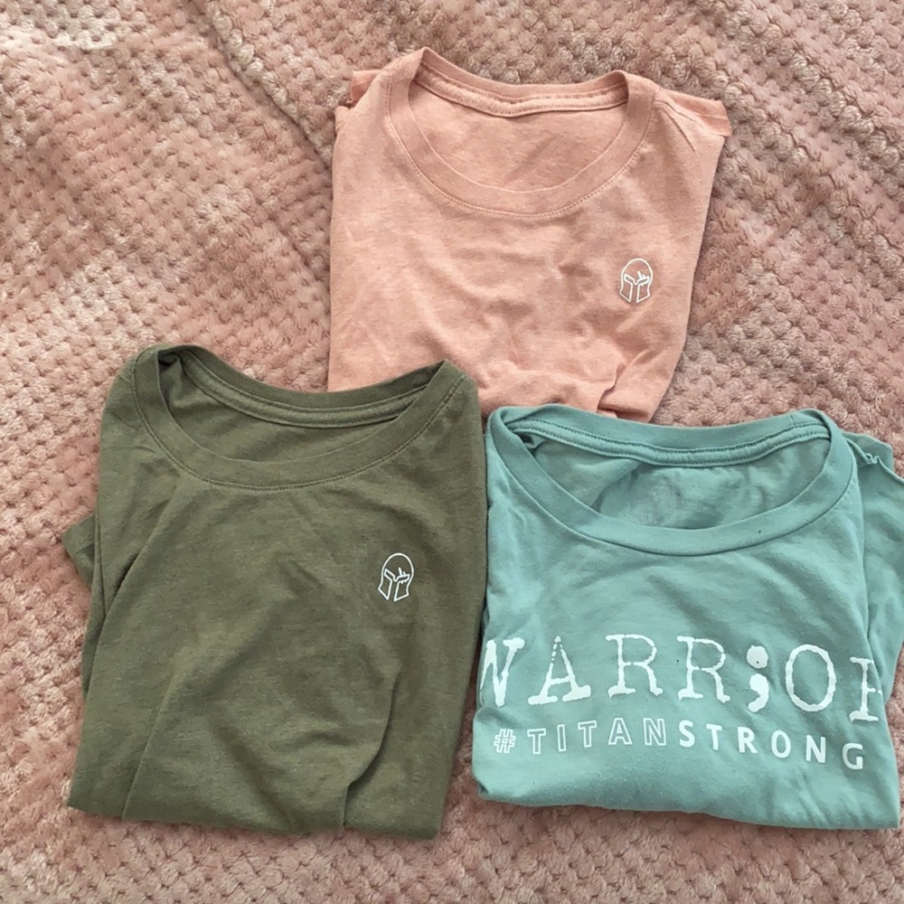 Titan athletic tops